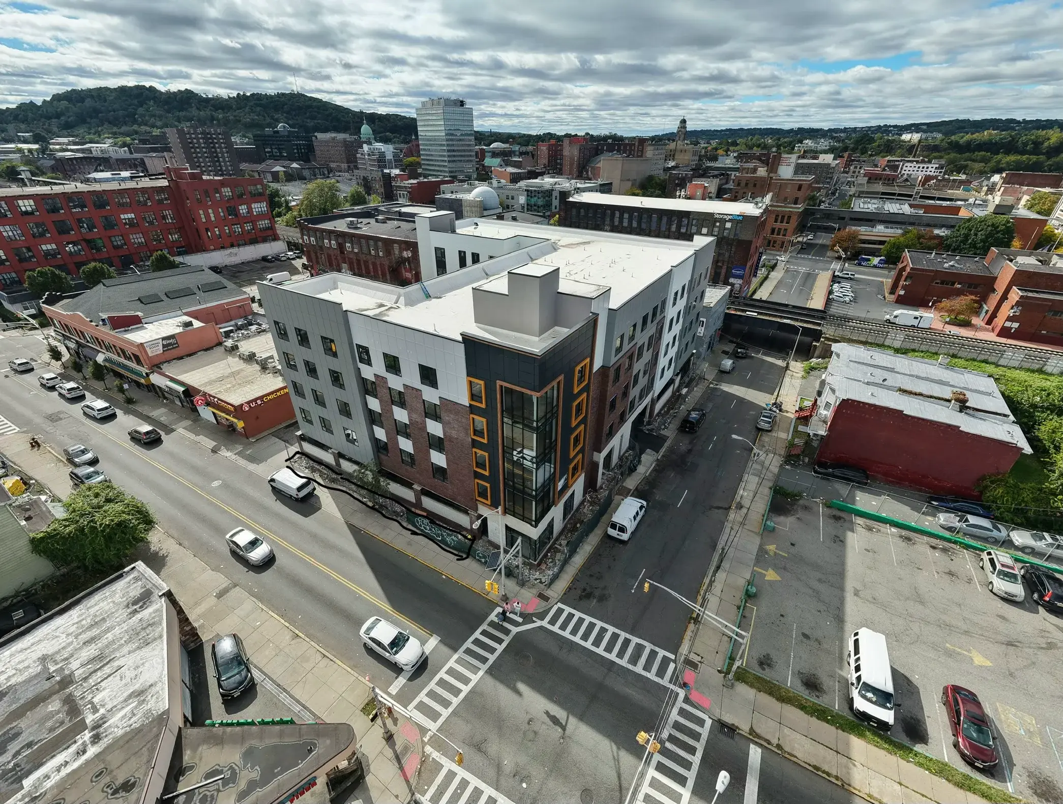 218 Van Houten St in Paterson, NJ
